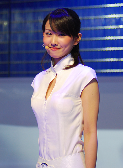 tokyo motor show announcer girl